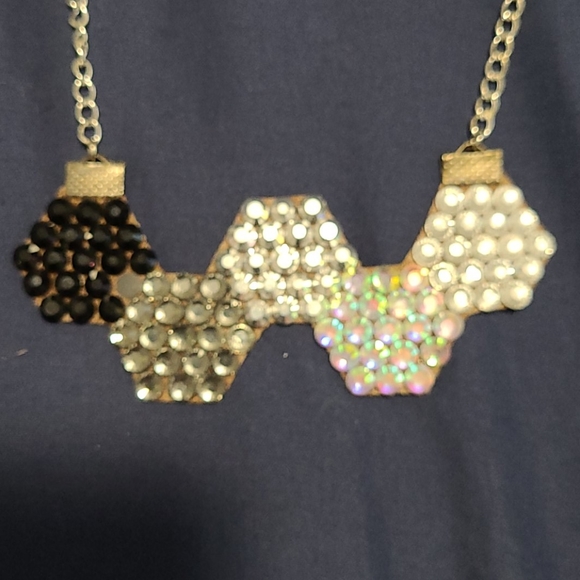 Necklace - Picture 4 of 6